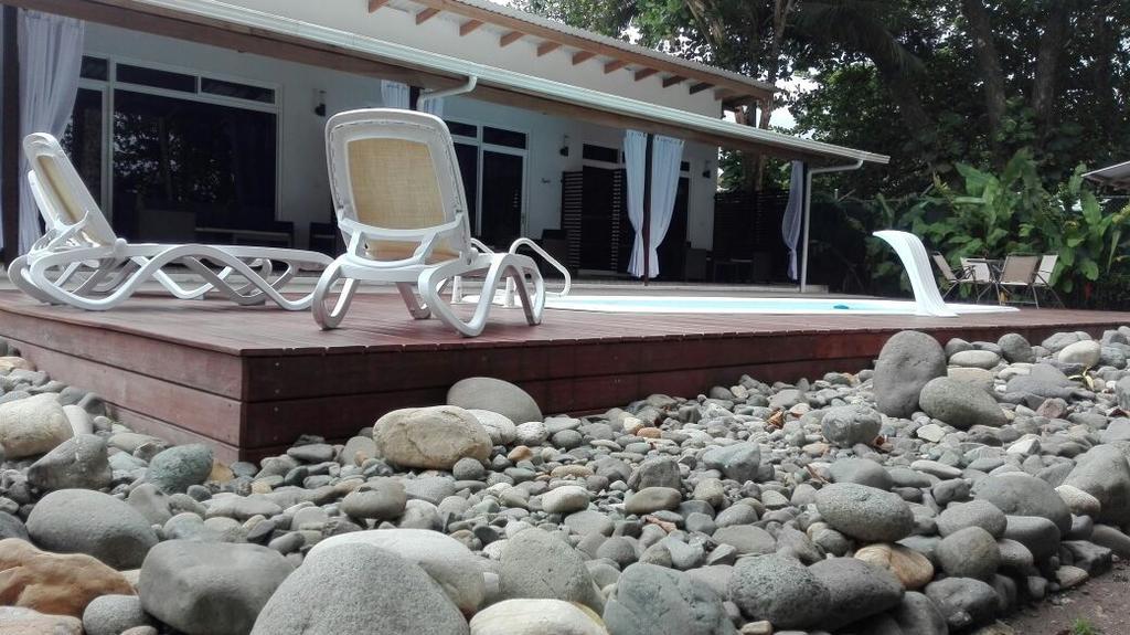 Cahuita Inn Exterior photo